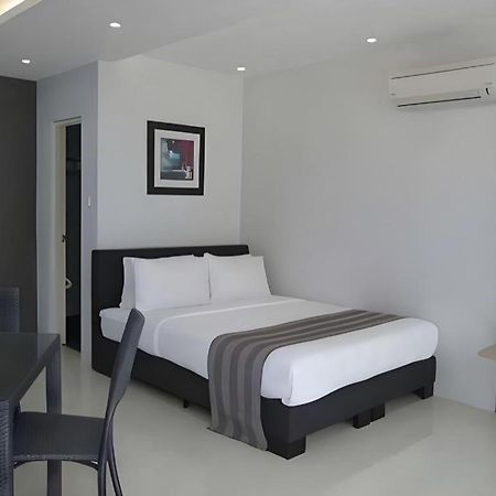 Anilao Awari Bay Resort Batangas Eksteriør billede