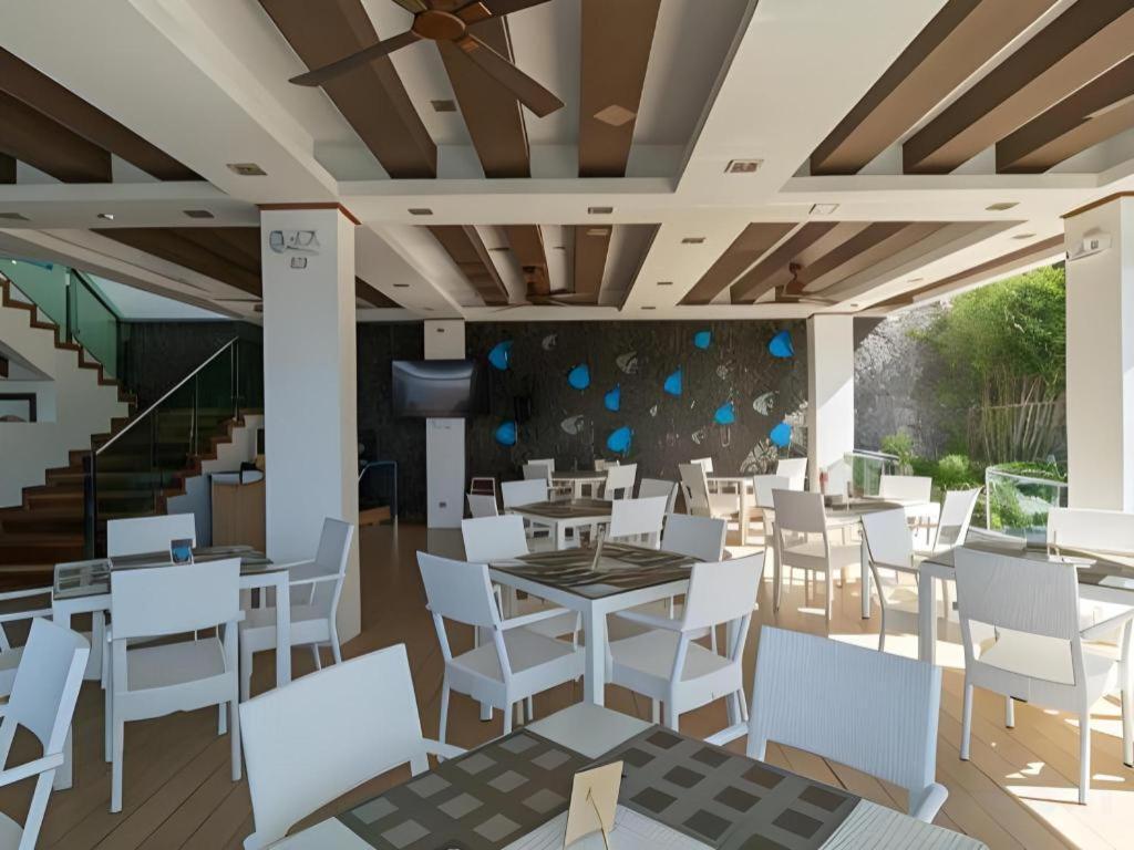 Anilao Awari Bay Resort Batangas Eksteriør billede